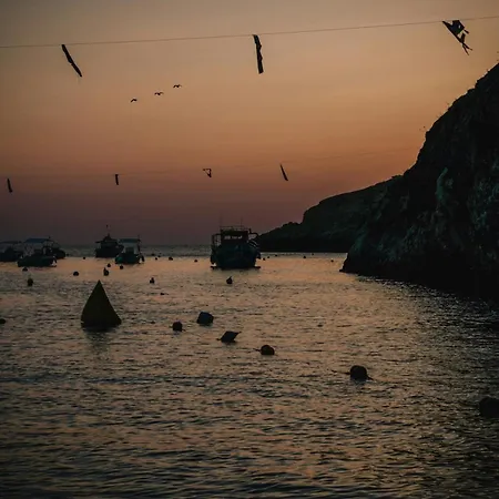 The Valley Collection - A21 Xagħra