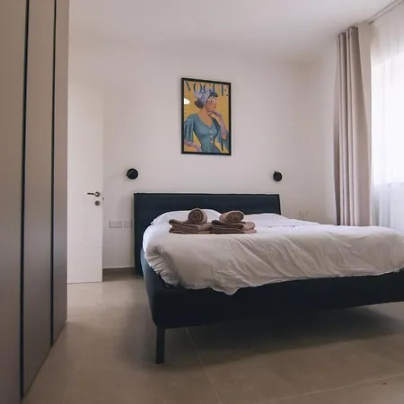 The Valley Collection - A21 Apartment