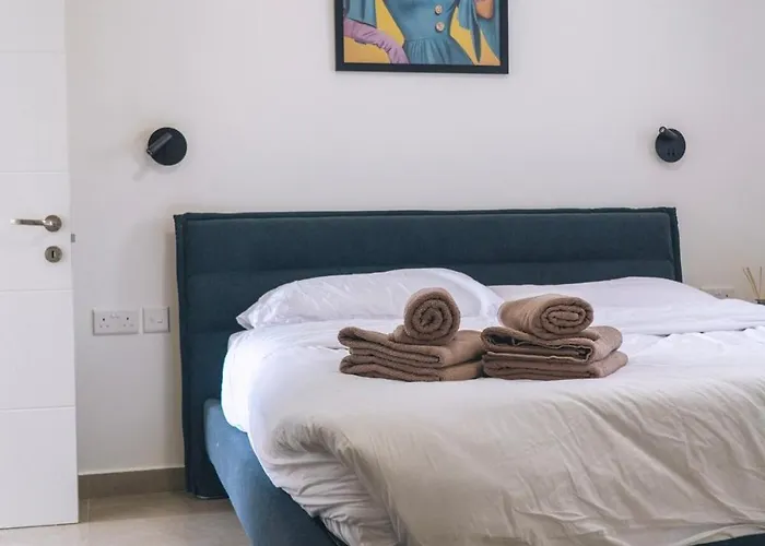 The Valley Collection - A21